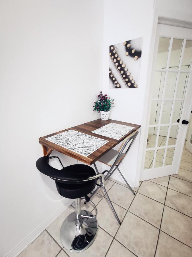 Plush 2 Bedroom Unit 5Min Downtown Off Wellington Montreal Exterior foto